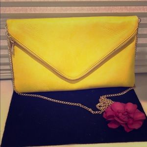Yellow clutch